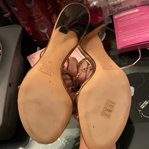 Authentic Guiseppi heals - Picture 3 of 4